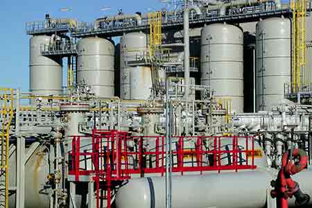 肯富来星空网页版·官方站在线登入机组在北欧炼油项目油气回收使用现场